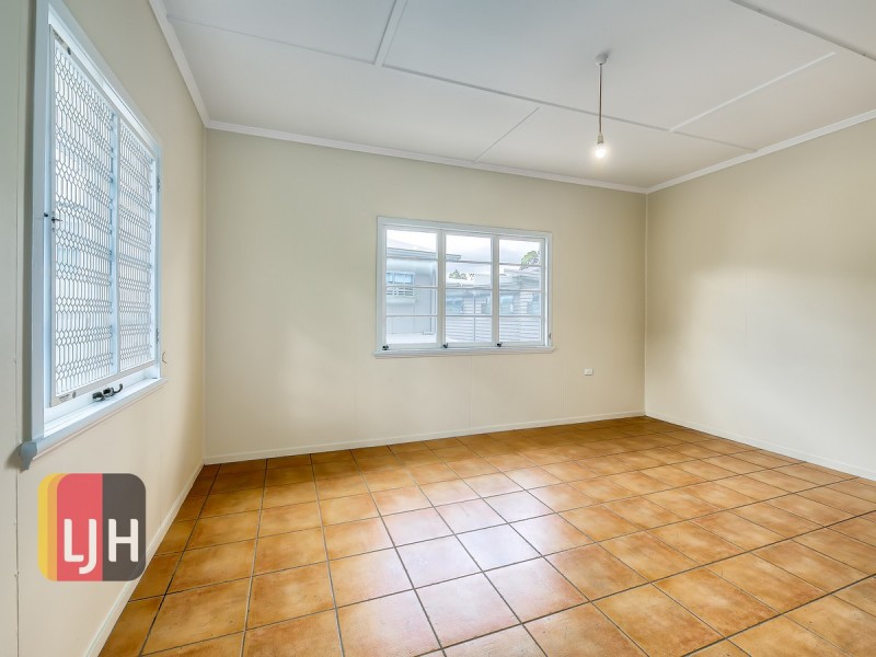 33 Gamelin Crescent, Stafford QLD 4053