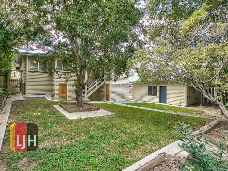 33 Gamelin Crescent, Stafford QLD 4053