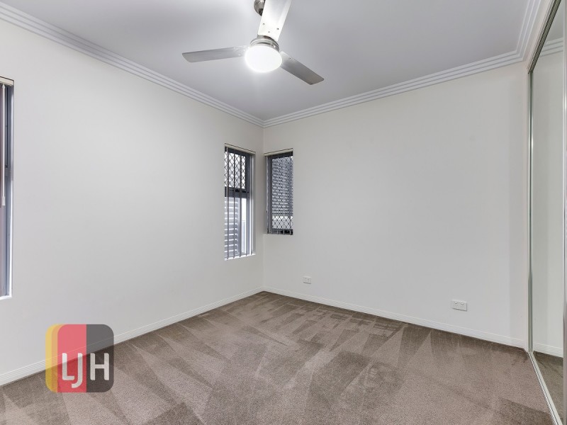 2/2 Rowell Street, Zillmere QLD 4034