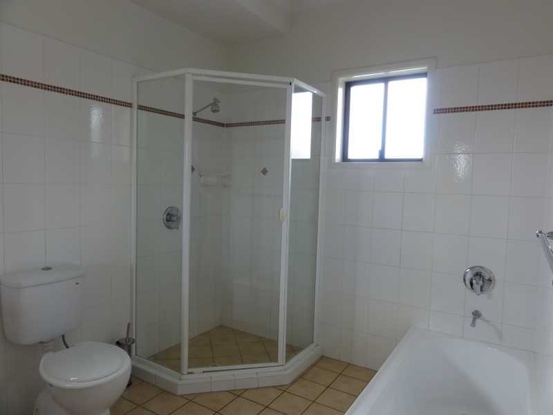 4/106 Broughton Road, Kedron QLD 4031