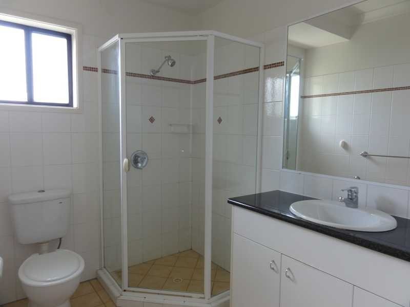 4/106 Broughton Road, Kedron QLD 4031