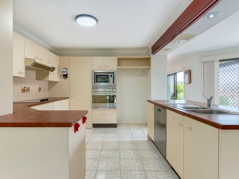 26 Hagman Street, Stafford Heights QLD 4053