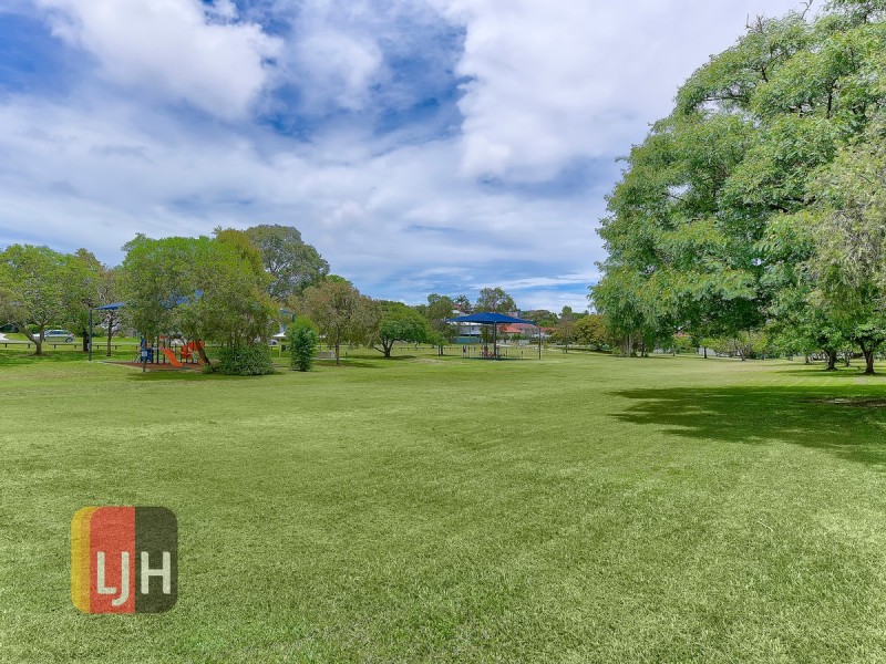 61 Maggs Street, Wavell Heights QLD 4012