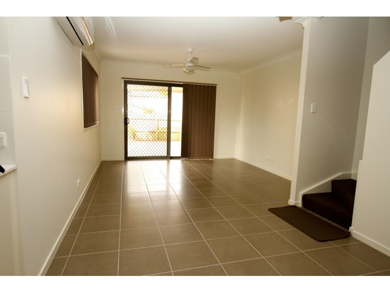 2/25 Church Road, Zillmere QLD 4034