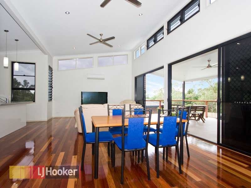 18 Eveleigh Street, Arana Hills QLD 4054