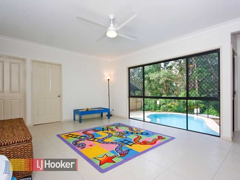 18 Eveleigh Street, Arana Hills QLD 4054