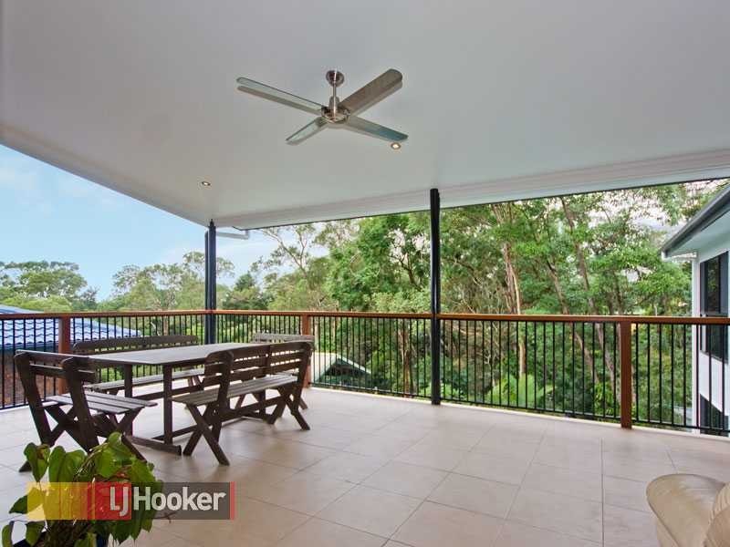 18 Eveleigh Street, Arana Hills QLD 4054