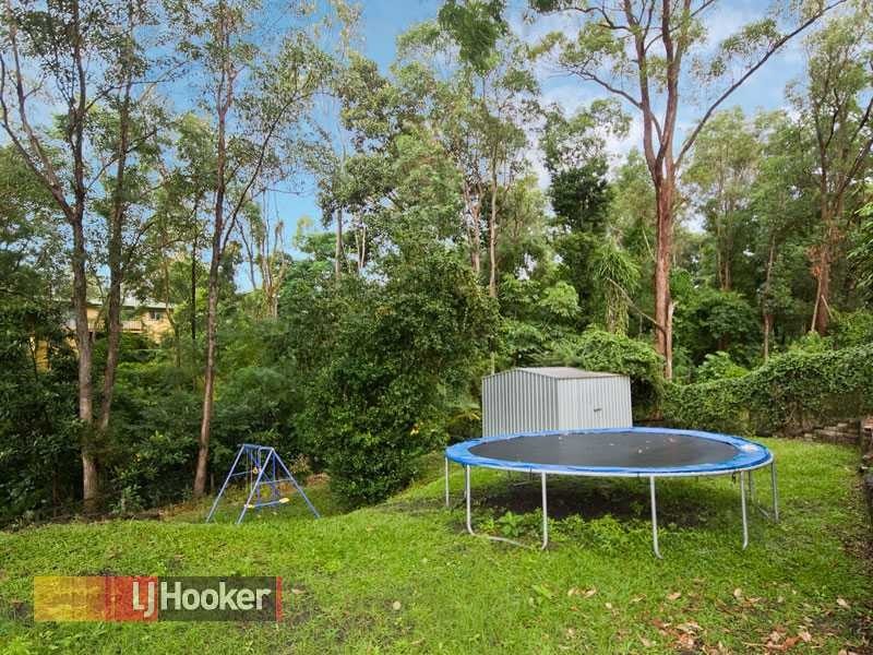 18 Eveleigh Street, Arana Hills QLD 4054