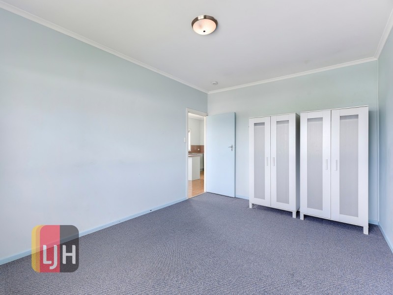 1/15 Clegg Parade, Newmarket QLD 4051