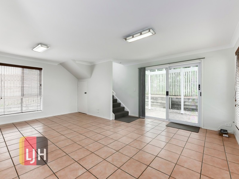 2/32 Clifford Street, Stafford QLD 4053