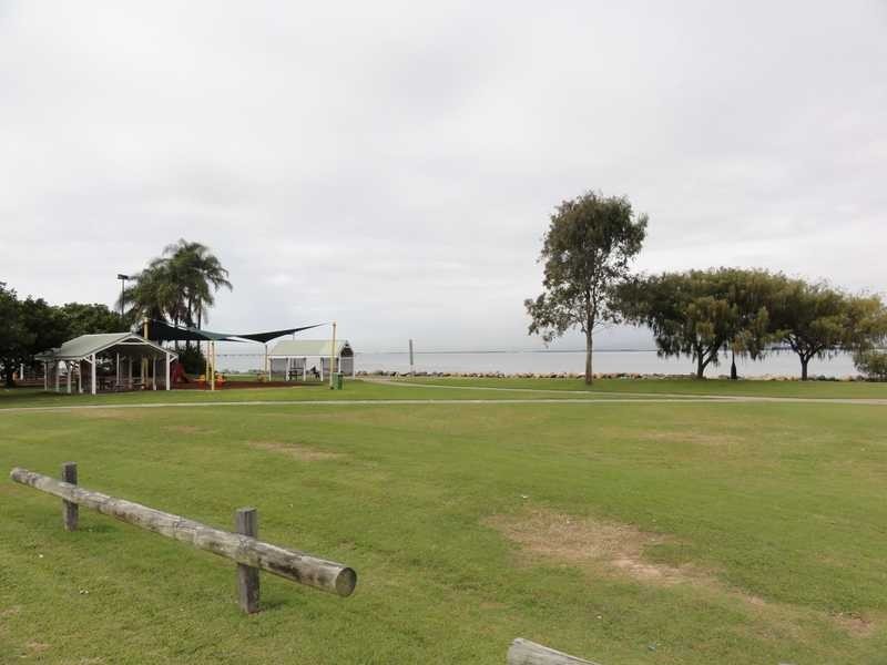 45 McLennan Street, Woody Point QLD 4019