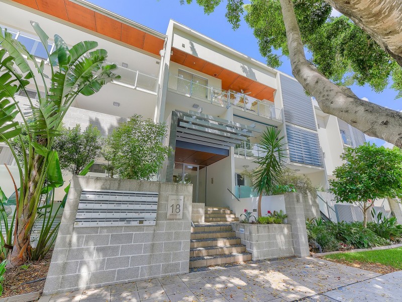 12/18 Barramul Street, Bulimba QLD 4171