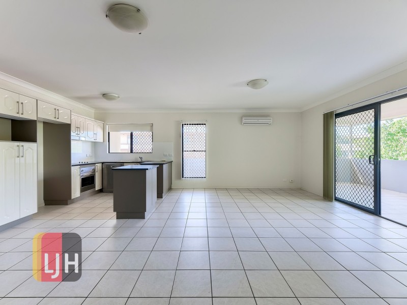 2/97 Wallace Street, Chermside QLD 4032