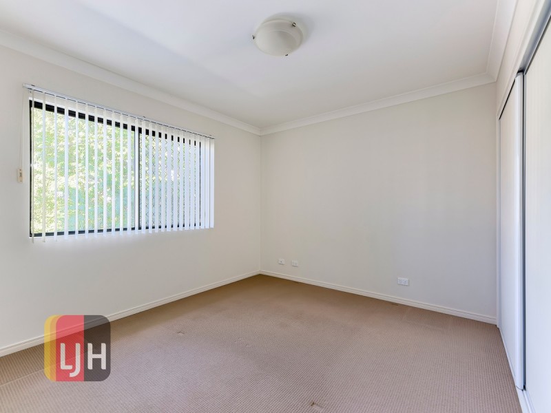 2/97 Wallace Street, Chermside QLD 4032