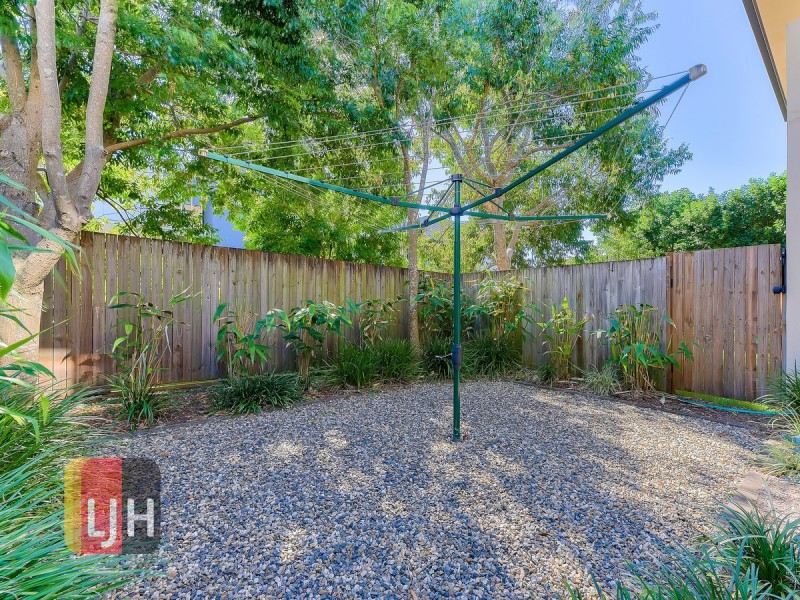 2/97 Wallace Street, Chermside QLD 4032