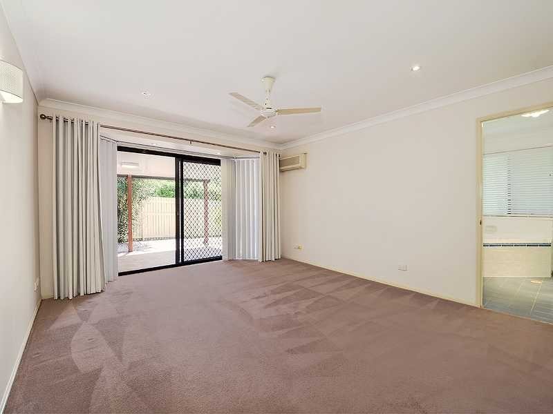27 Fairhaven Place, Albany Creek QLD 4035