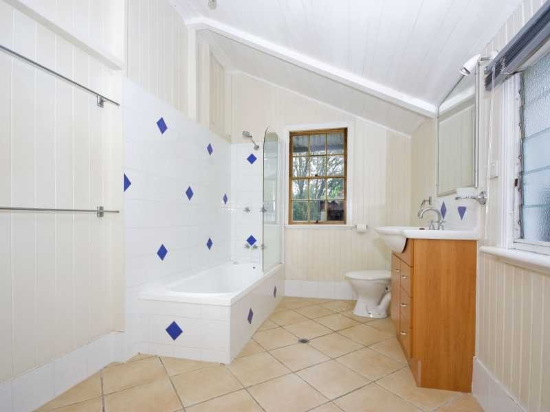 10 York Street, Wilston QLD 4051