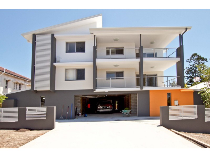 2/61 Rode Road, Wavell Heights QLD 4012