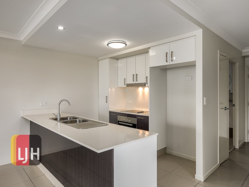 8/17 Hows Road, Nundah QLD 4012