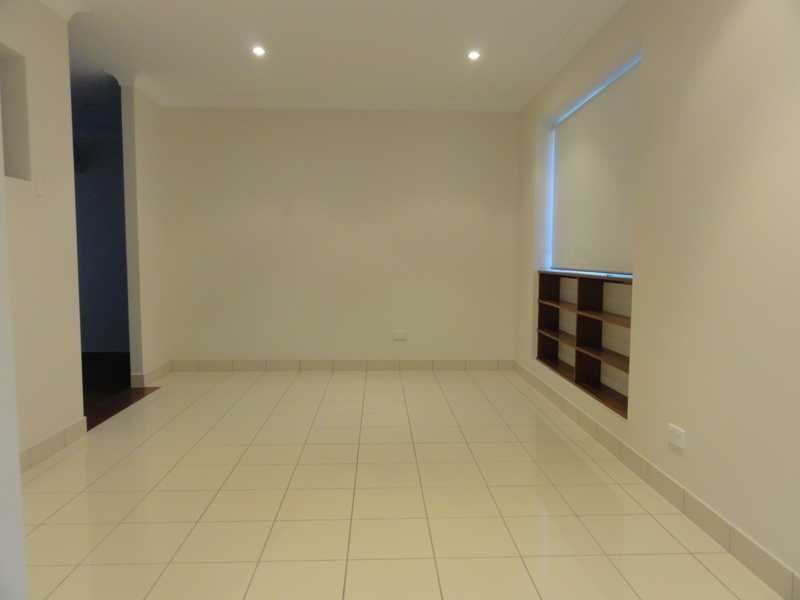 43 Hillenvale Avenue, Arana Hills QLD 4054