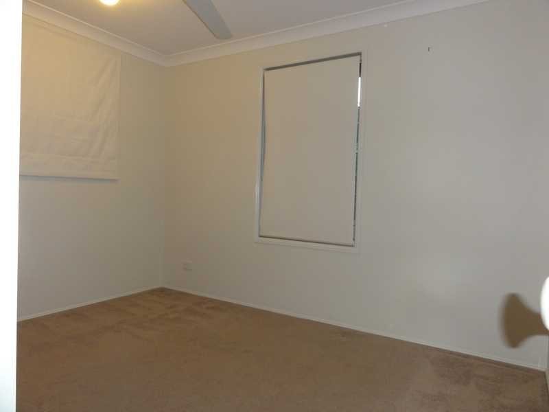 43 Hillenvale Avenue, Arana Hills QLD 4054