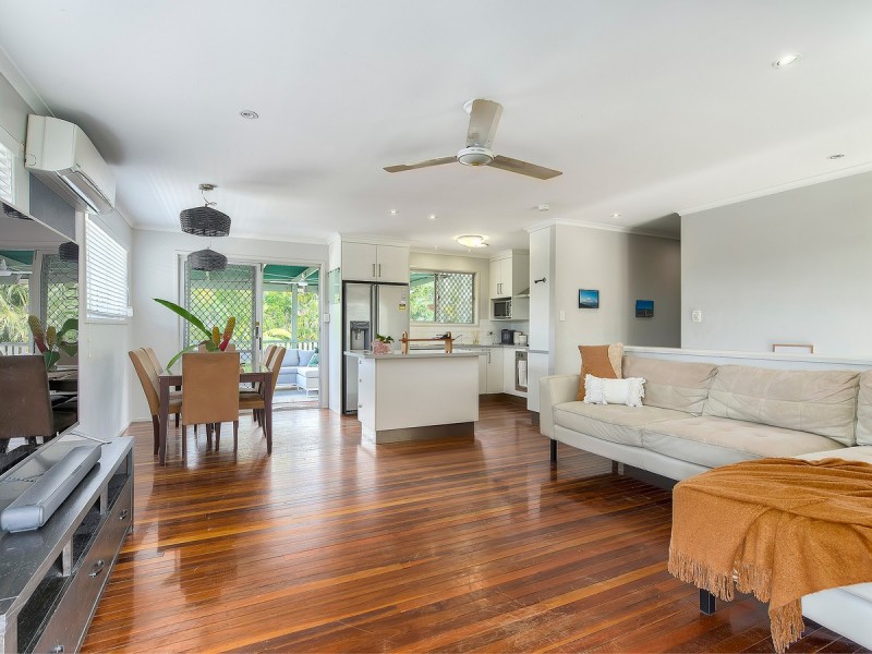 20 Pleasant Drive, Albany Creek QLD 4035