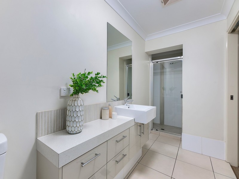 2/20 Lutana Street, Stafford QLD 4053