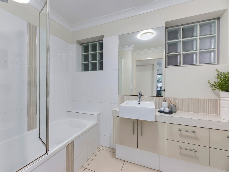 2/20 Lutana Street, Stafford QLD 4053