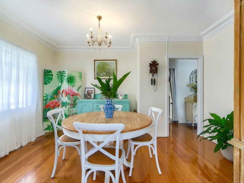 16 Dawn Street, Kedron QLD 4031