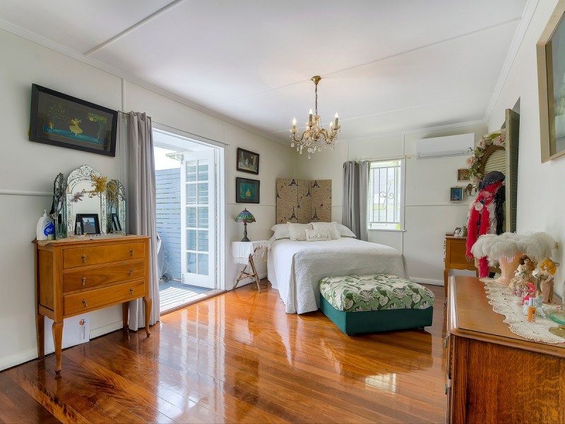 16 Dawn Street, Kedron QLD 4031