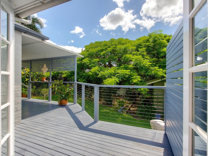 16 Dawn Street, Kedron QLD 4031