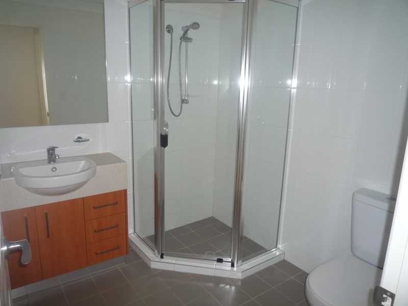 4/5 Rhodes Street, Stafford QLD 4053