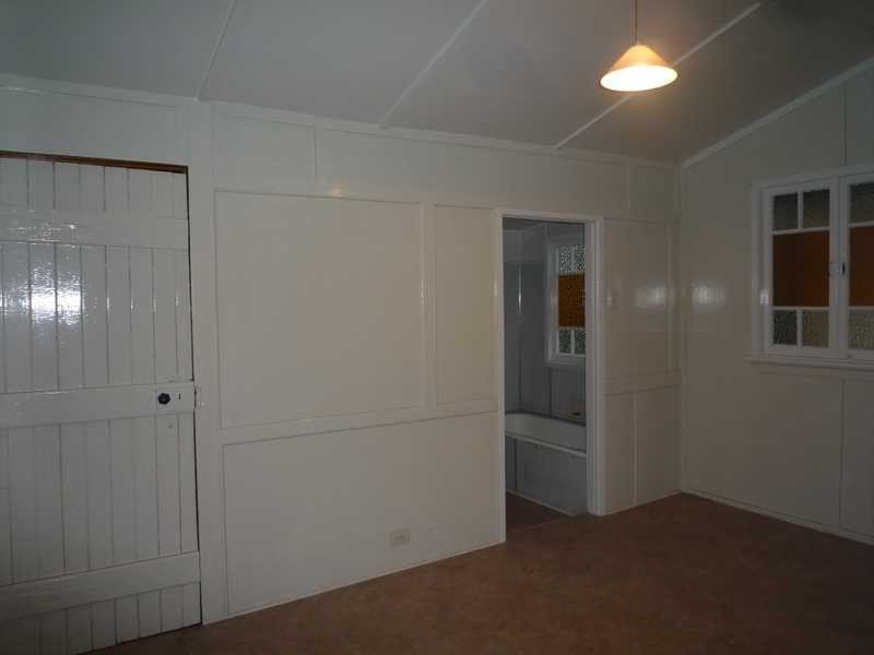 18 Lincoln Street, Wilston QLD 4051