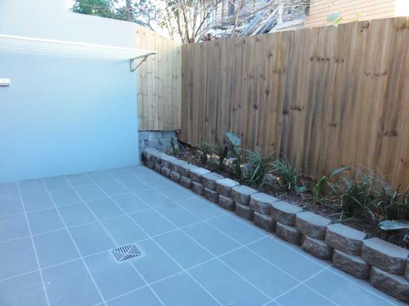 2 & 3/237 Gympie Road, Kedron QLD 4031