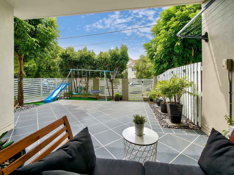 1/12 Glenfern Avenue, Kedron QLD 4031