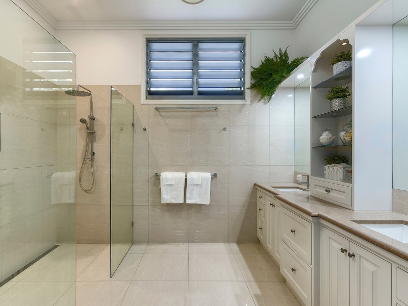 78 Rogers Parade West, Everton Park QLD 4053