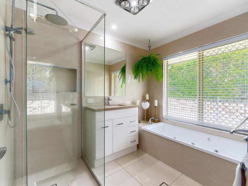 78 Rogers Parade West, Everton Park QLD 4053