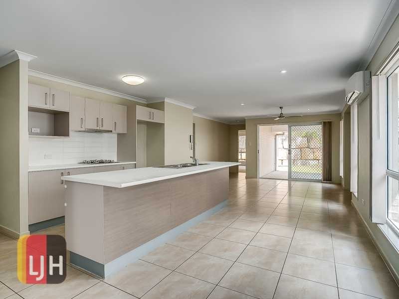 26 Caspian Parade, Warner QLD 4500