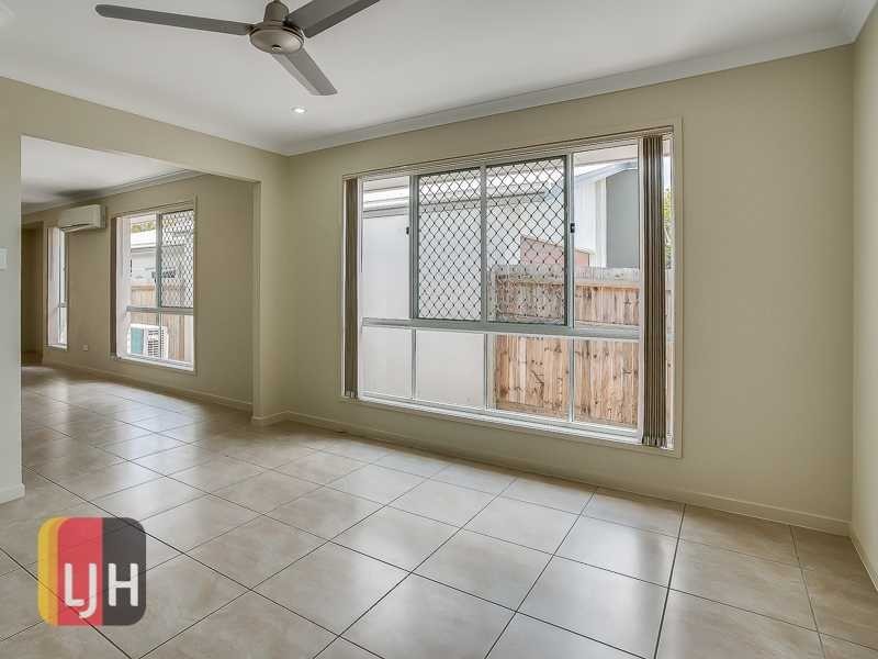 26 Caspian Parade, Warner QLD 4500