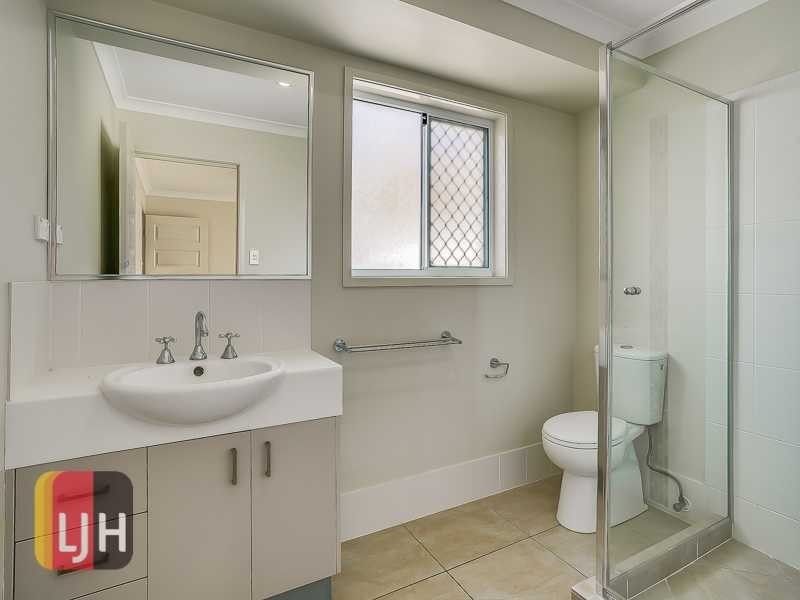 26 Caspian Parade, Warner QLD 4500