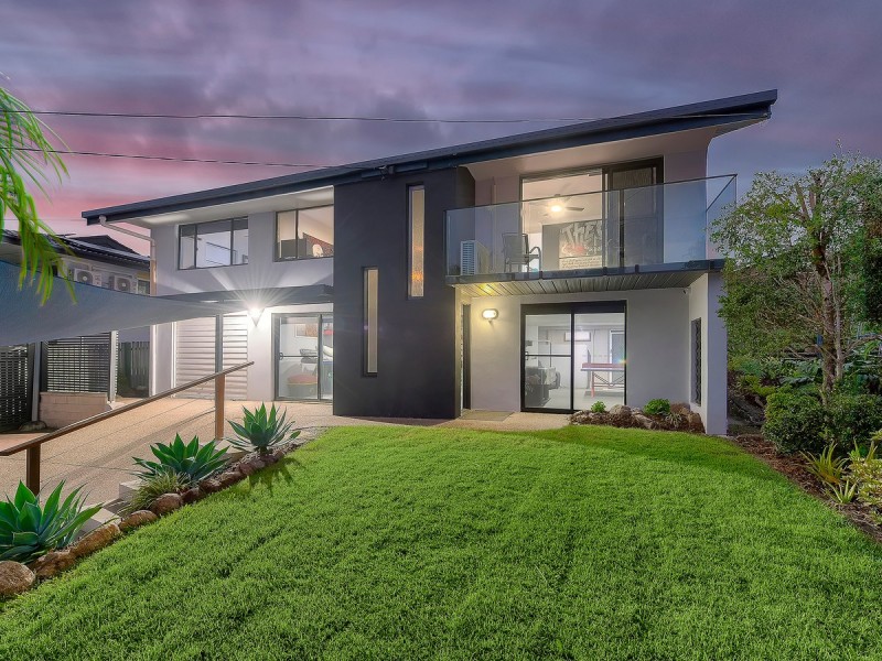 5 Redgrave Street, Stafford Heights QLD 4053