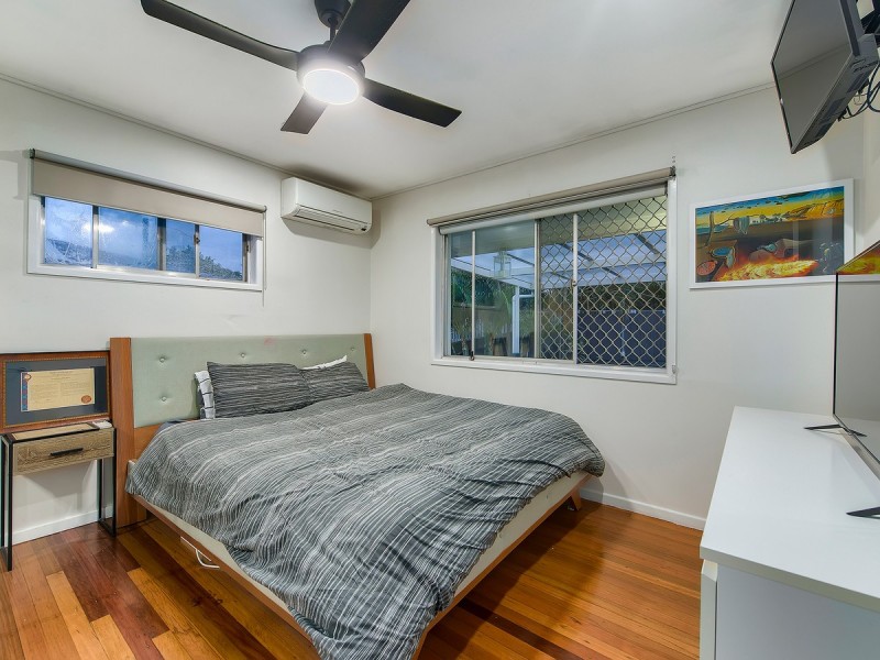 5 Redgrave Street, Stafford Heights QLD 4053