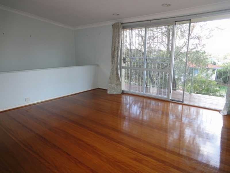 18 Tasman Street, Stafford Heights QLD 4053