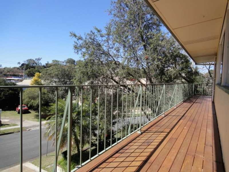 18 Tasman Street, Stafford Heights QLD 4053