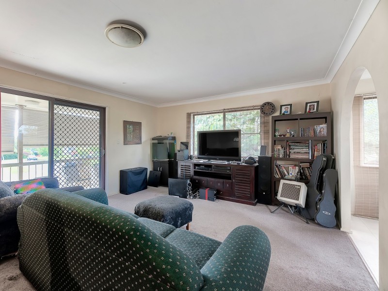 2 Viney Street, Chermside West QLD 4032