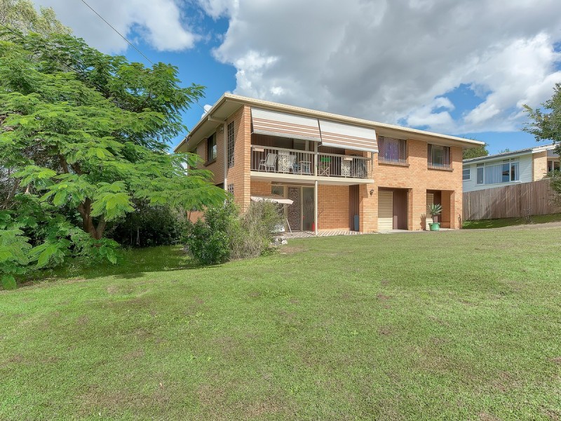 2 Viney Street, Chermside West QLD 4032