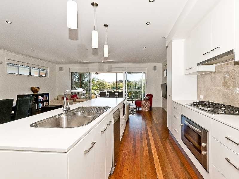 93 White Street, Wavell Heights QLD 4012