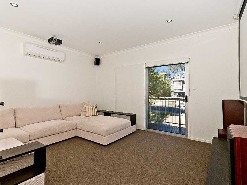 93 White Street, Wavell Heights QLD 4012