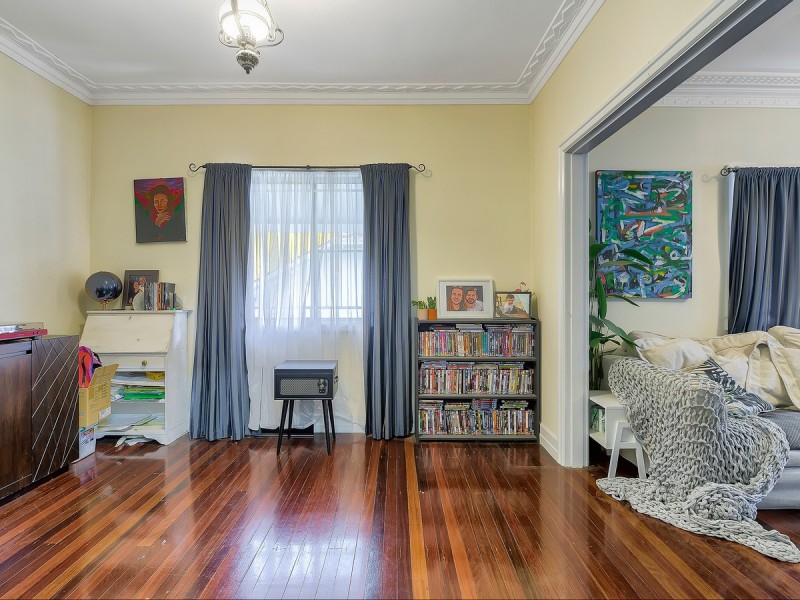 13 Sydney Street, Kedron QLD 4031