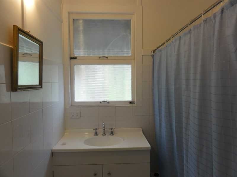 262 Enoggera Road, Newmarket QLD 4051